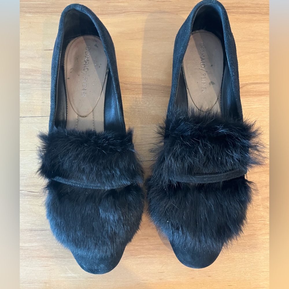 Donald/Pliner fur loafers